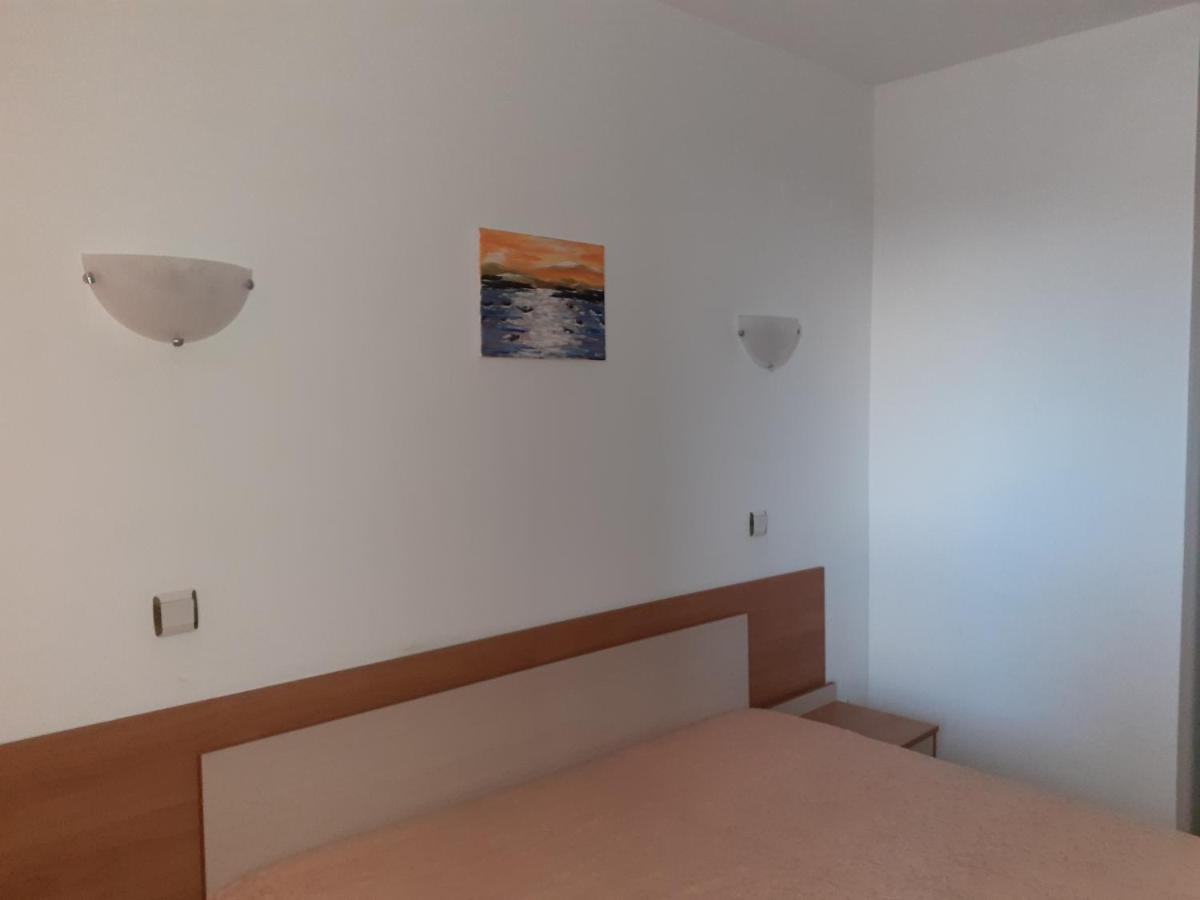 Апартамент Полюси 1 Sunny Beach Ngoại thất bức ảnh